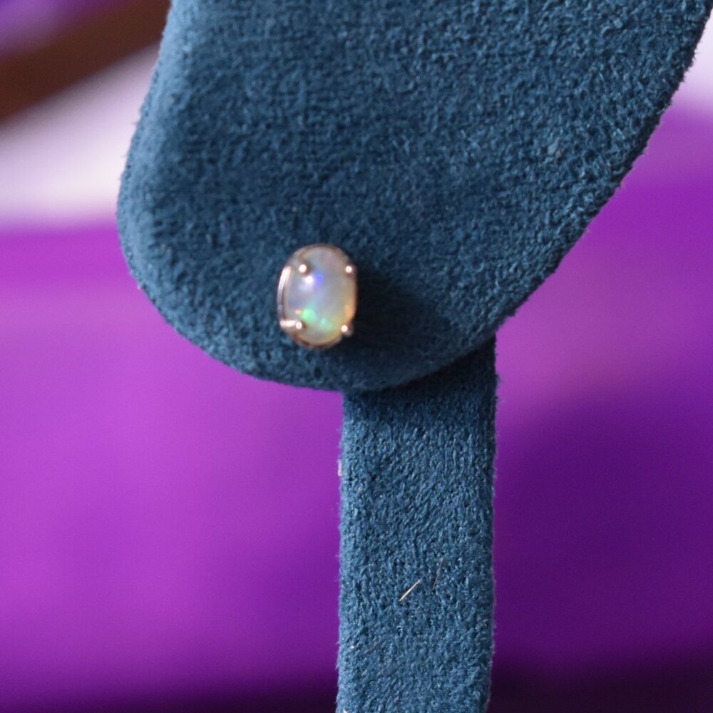 Welo Opal Solitaire Stud Earrings - image 8